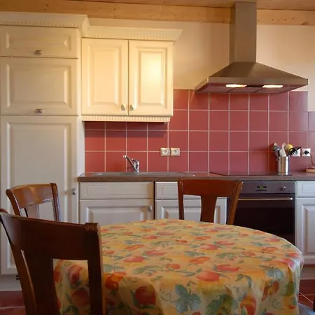Hotel Hotel Denarie - Restaurant Les 5 Chemins 3*