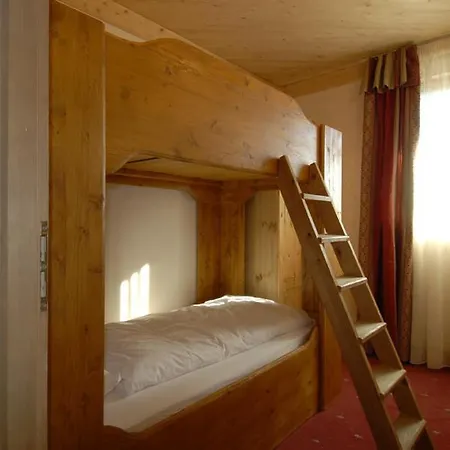 Hotel Denarie - Restaurant Les 5 Chemins Hotel 3*