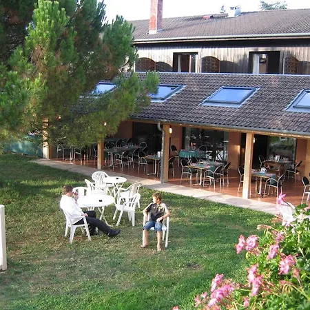 Hotel Denarie - Restaurant Les 5 Chemins Hotel 3*