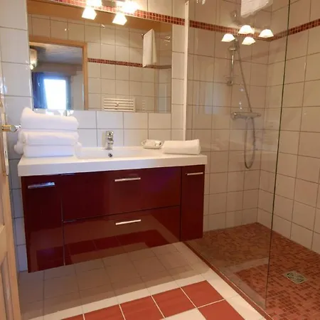 Hotel Denarie - Restaurant Les 5 Chemins Hotel Anthy-sur-Leman