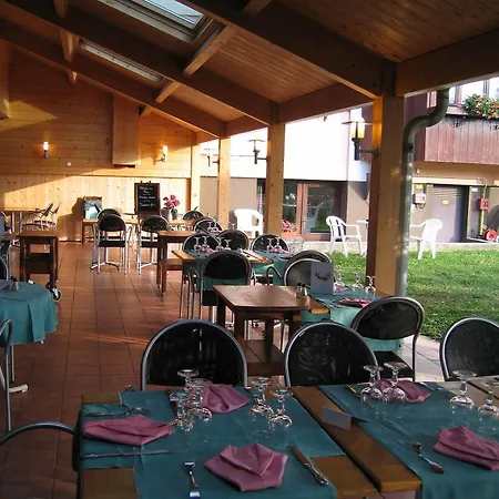 Hotel Denarie - Restaurant Les 5 Chemins 3*